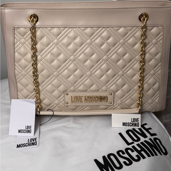 NWT Love Moschino Cream Quilted Borsa Tote & Gold Chain Handles(with dust bag) - Picture 5 of 16